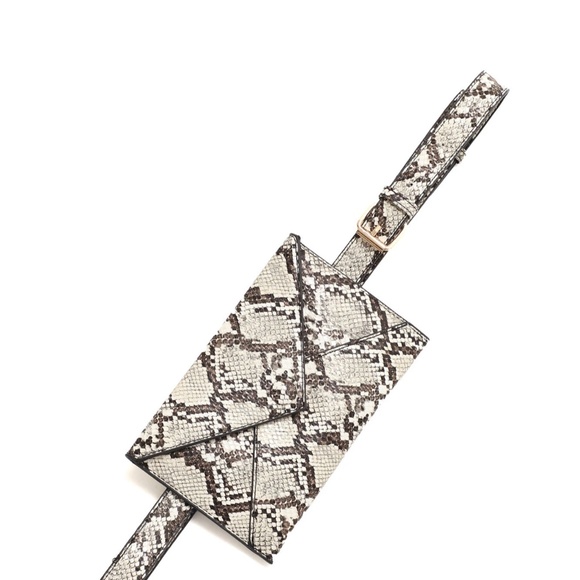 Belt bag - Picture 1 of 3